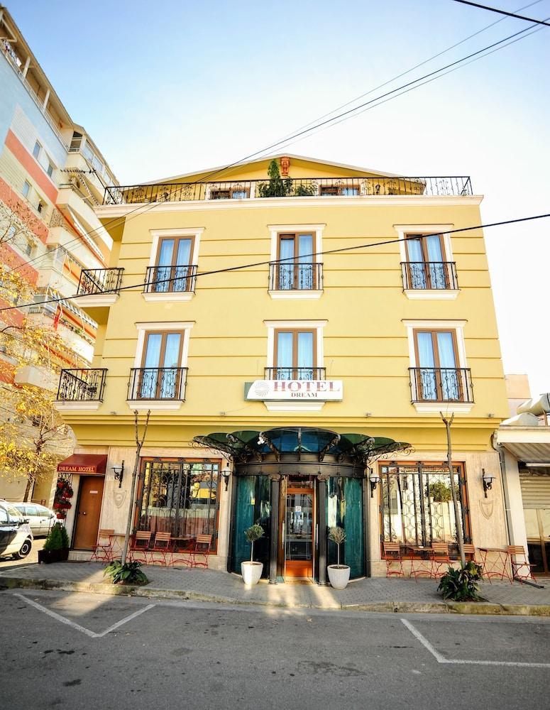 Dream Hotel Tirana Esterno foto