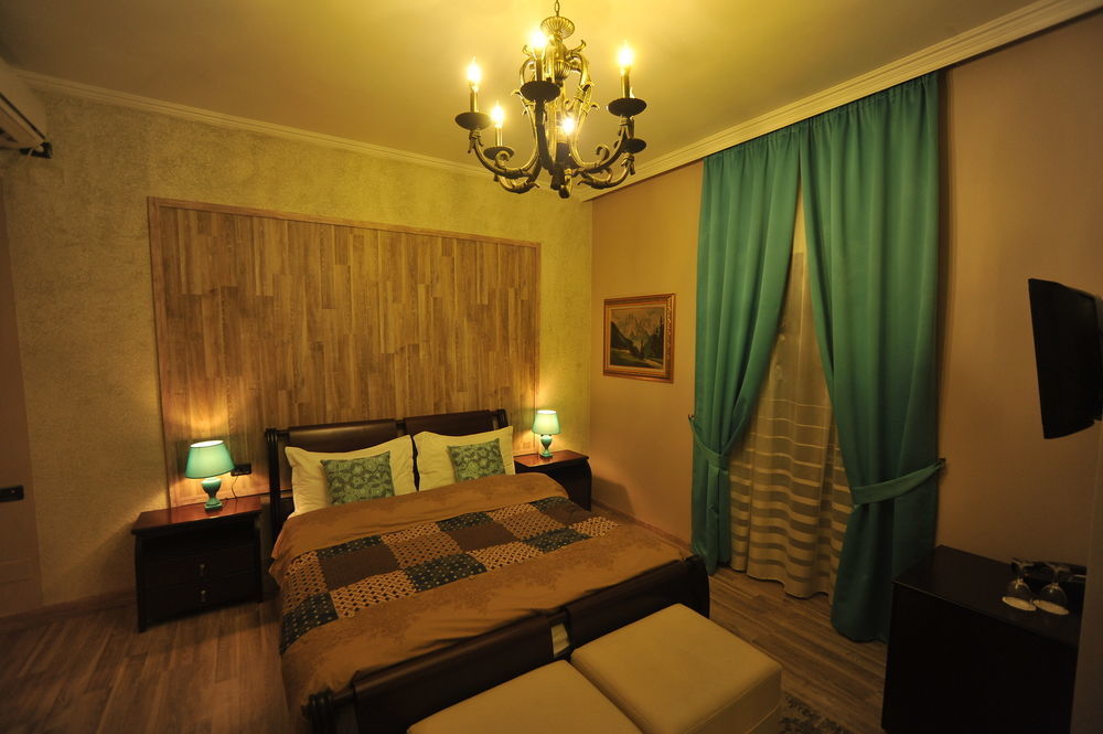 Dream Hotel Tirana Esterno foto