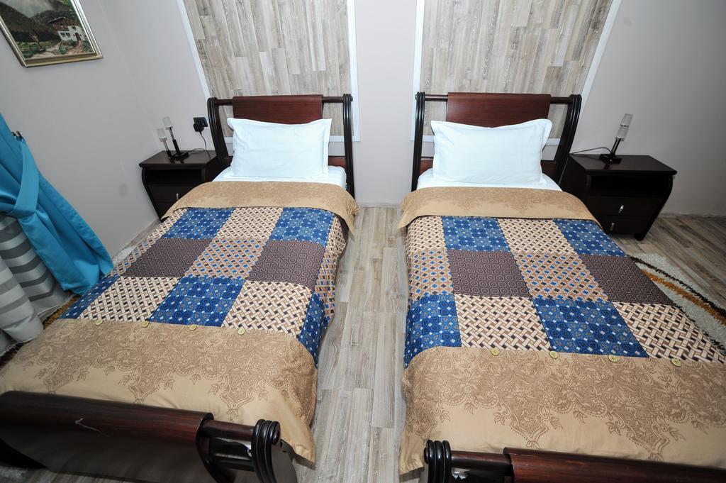Dream Hotel Tirana Esterno foto